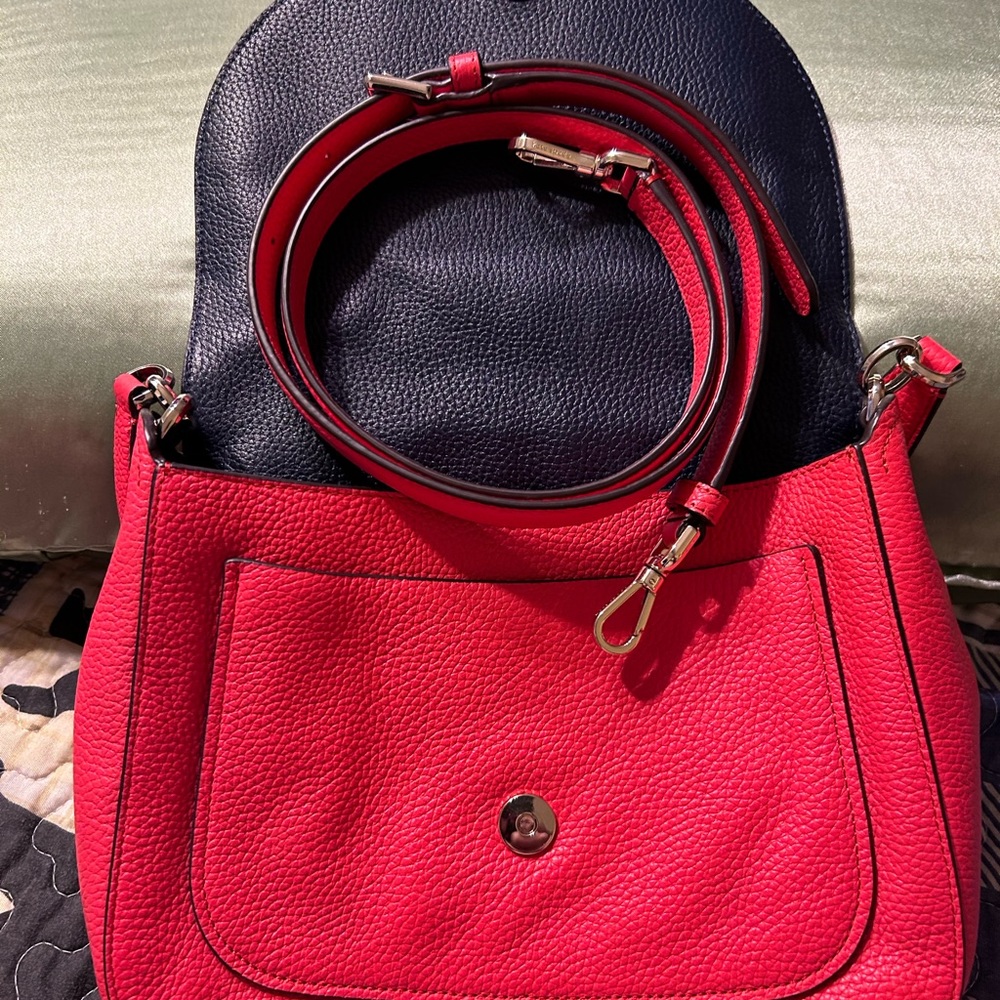 Kate spade purse. Used 2-3 times. Like new